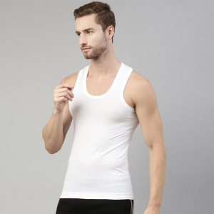 Men Solid Regular Vest